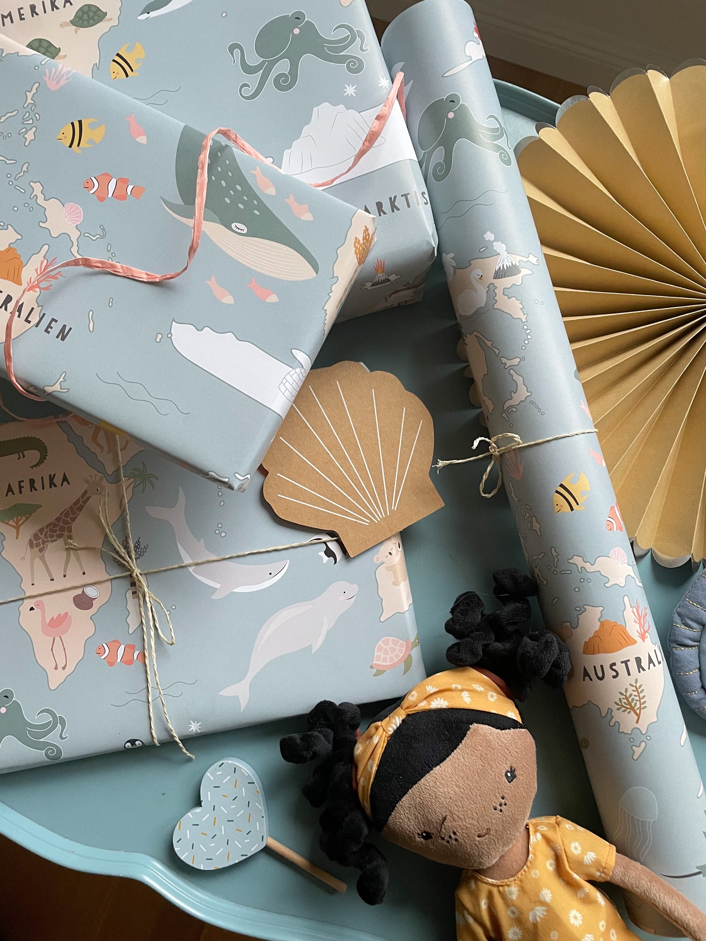 Geschenkpapier "eine Welt"